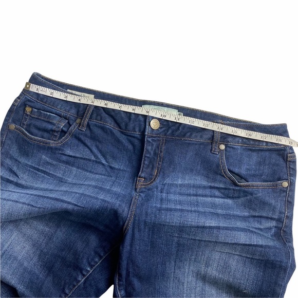 Torrid Relaxed Boot Denim Jeans 16 Blue baby flare - Picture 8 of 10